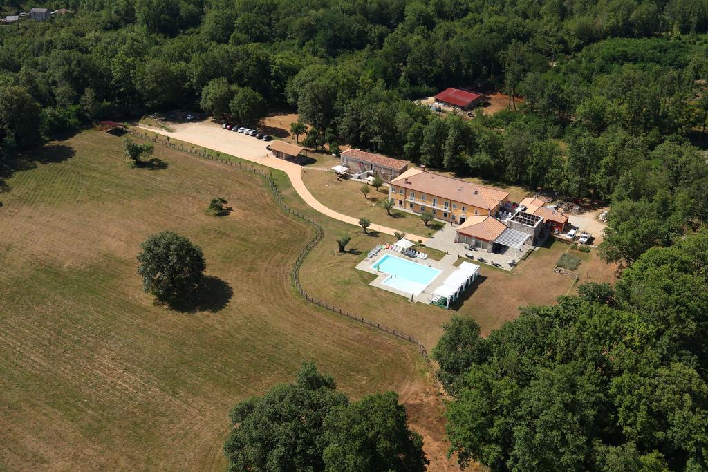 Agriturismo Creta Rossa Torre di Ruggiero Екстериор снимка
