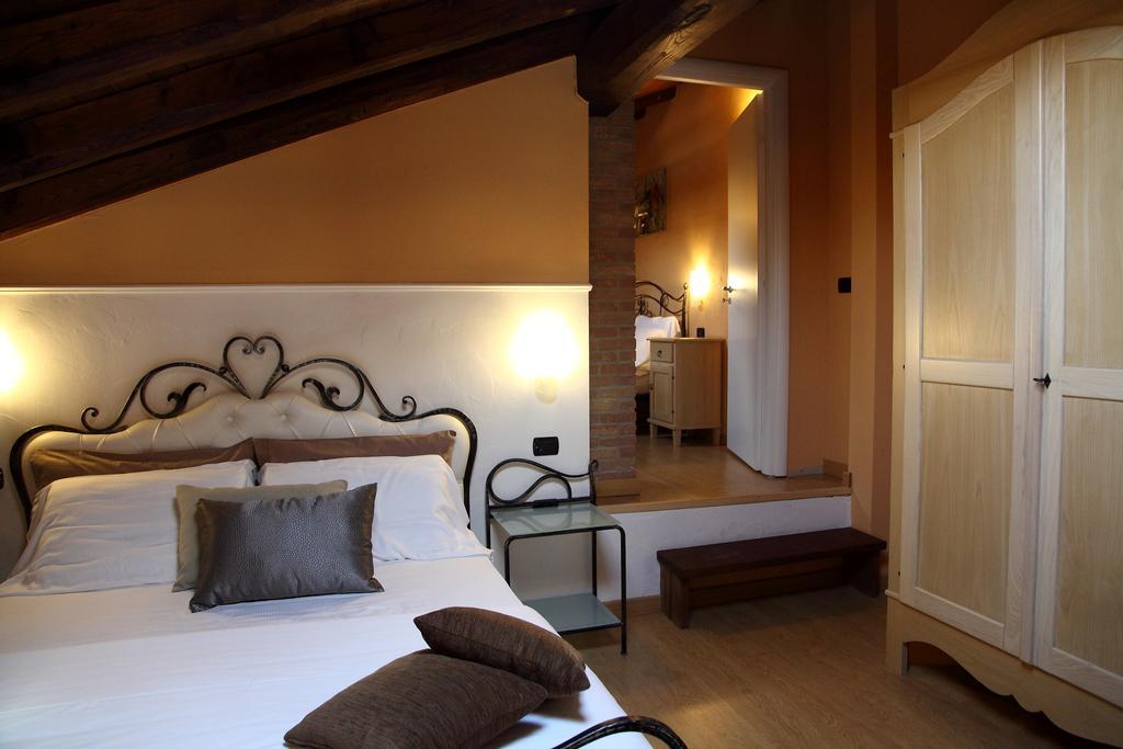 Agriturismo Creta Rossa Torre di Ruggiero Екстериор снимка