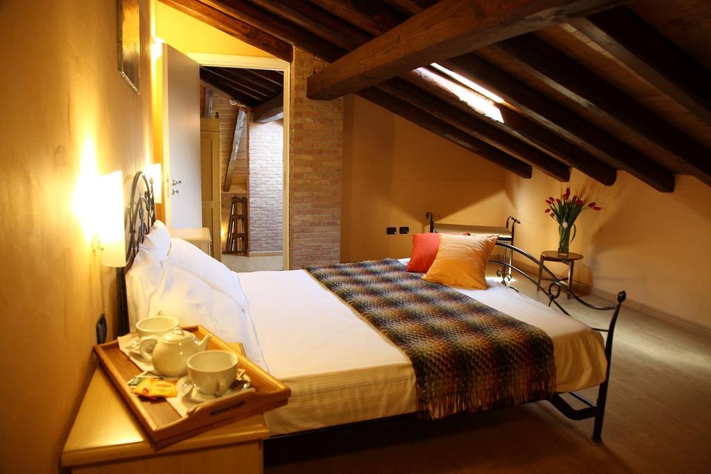 Agriturismo Creta Rossa Torre di Ruggiero Екстериор снимка
