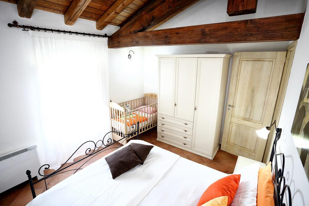 Agriturismo Creta Rossa Torre di Ruggiero Екстериор снимка